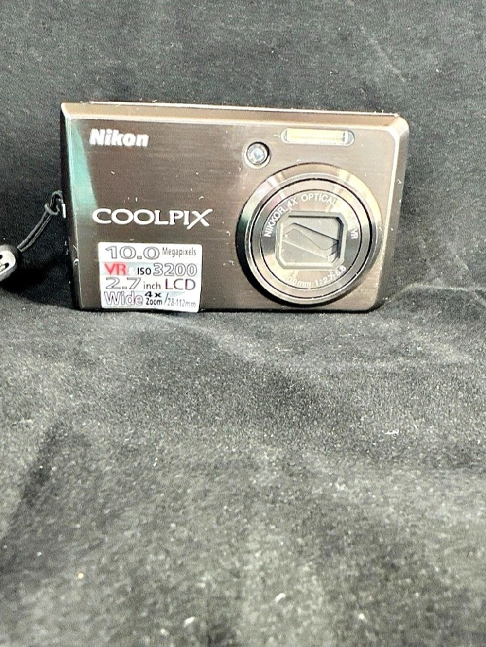 Nikon COOLPIX S600 10MP Digital Camera Black & Silver